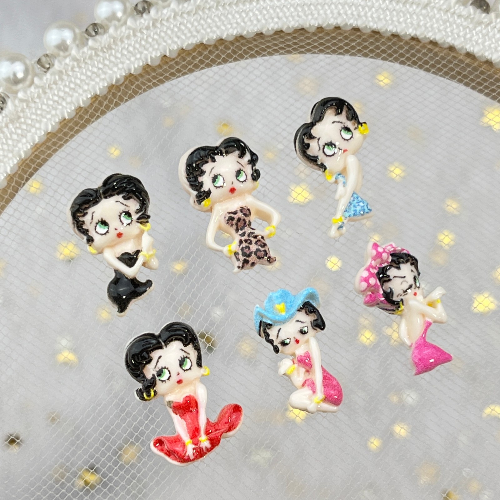 100 Stück Cartoon-Betty-Nagelk – Nail Art Gel Bewertung und Preis