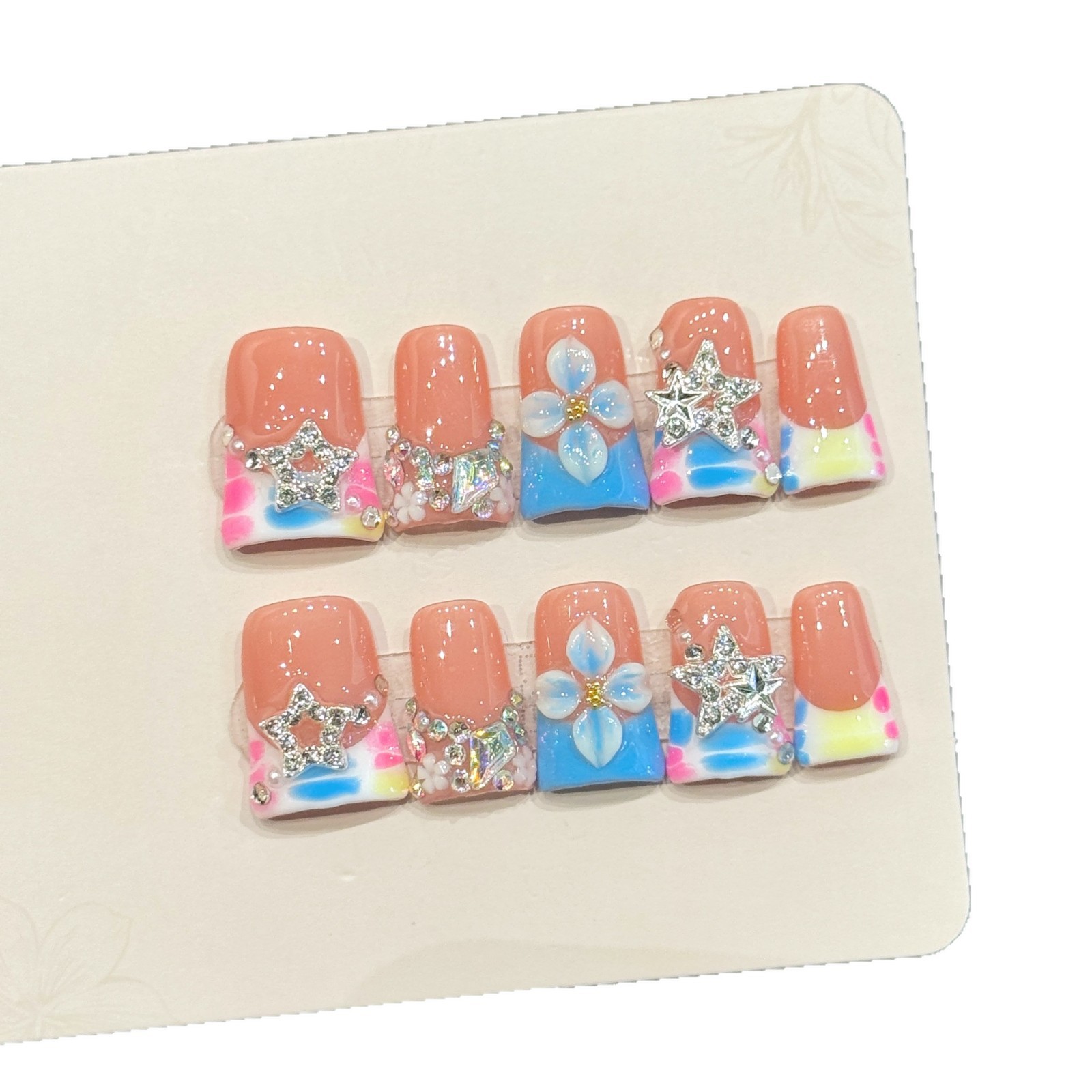 10 Stück Luxus Handgefertigte  – Nail Adhesive Tab Bewertung und Preis