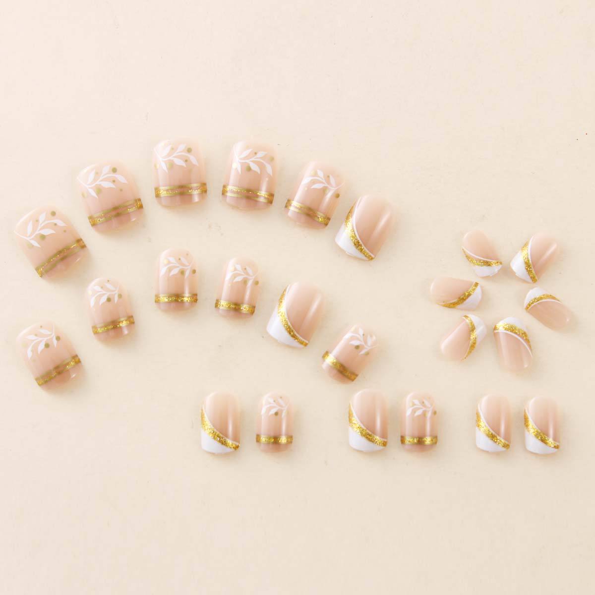 Kurze, mittellange künstliche  – Nail Art Glitter Bewertung und Preis