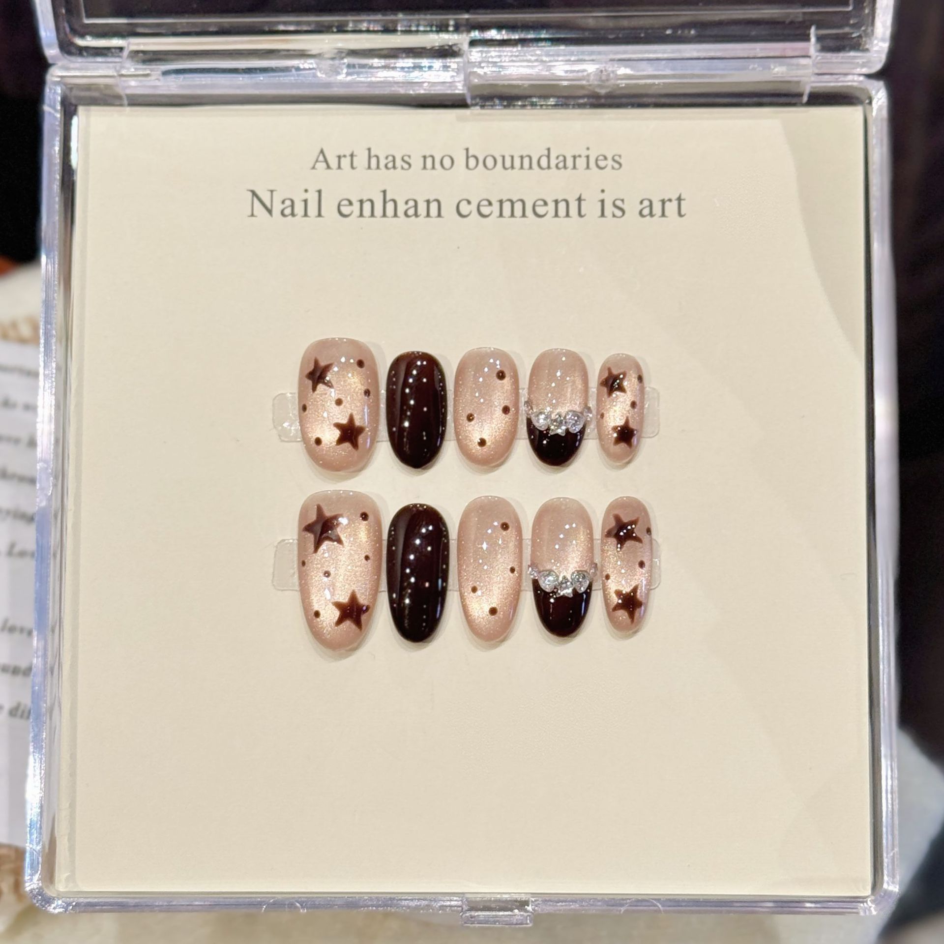 10 Stück Luxuriöse Handgeferti – Nail Adhesive Tab Bewertung und Preis