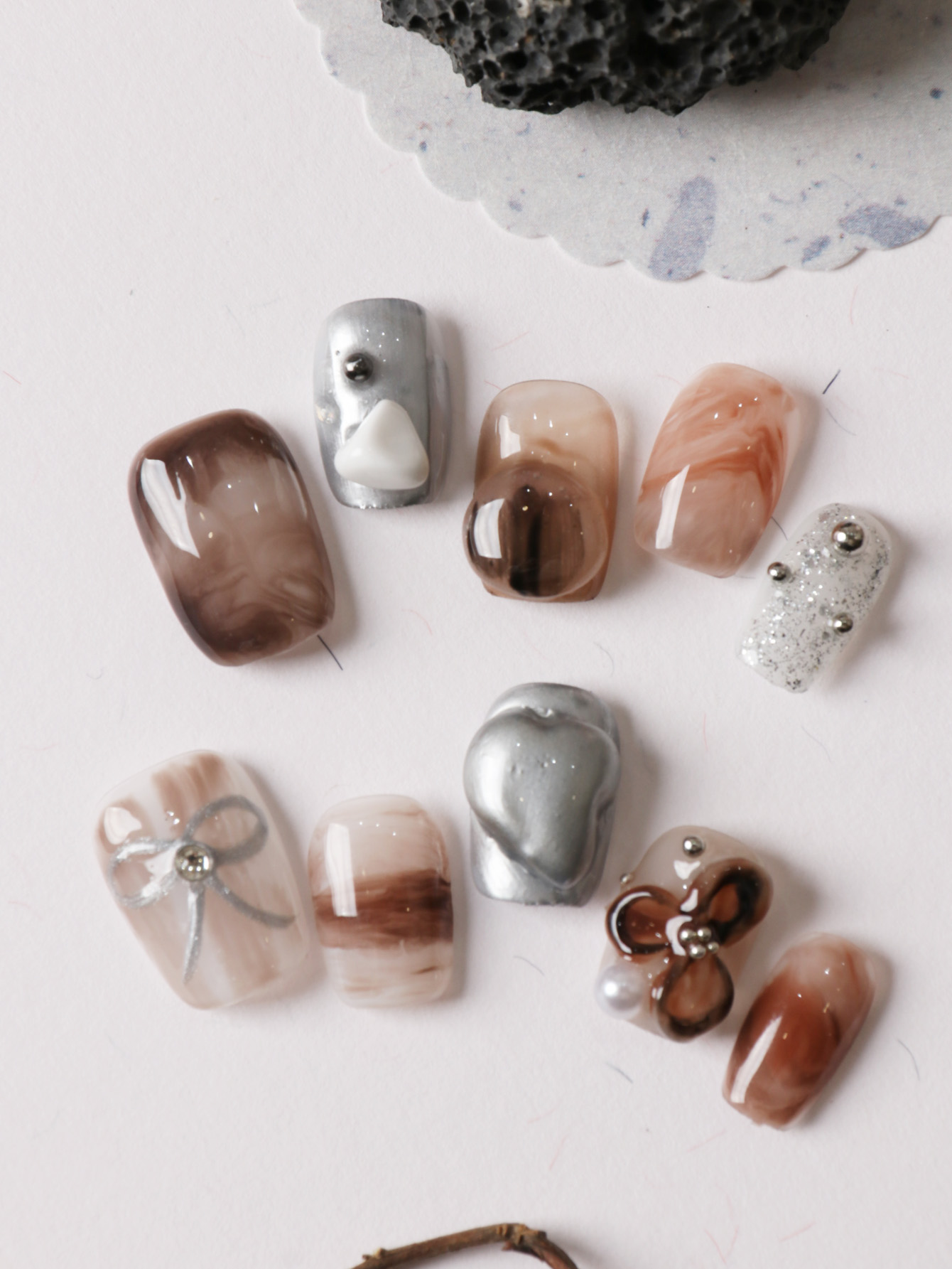 10 Stück Aufklebenägel, kurze  – Nail Adhesive Tab Bewertung und Preis