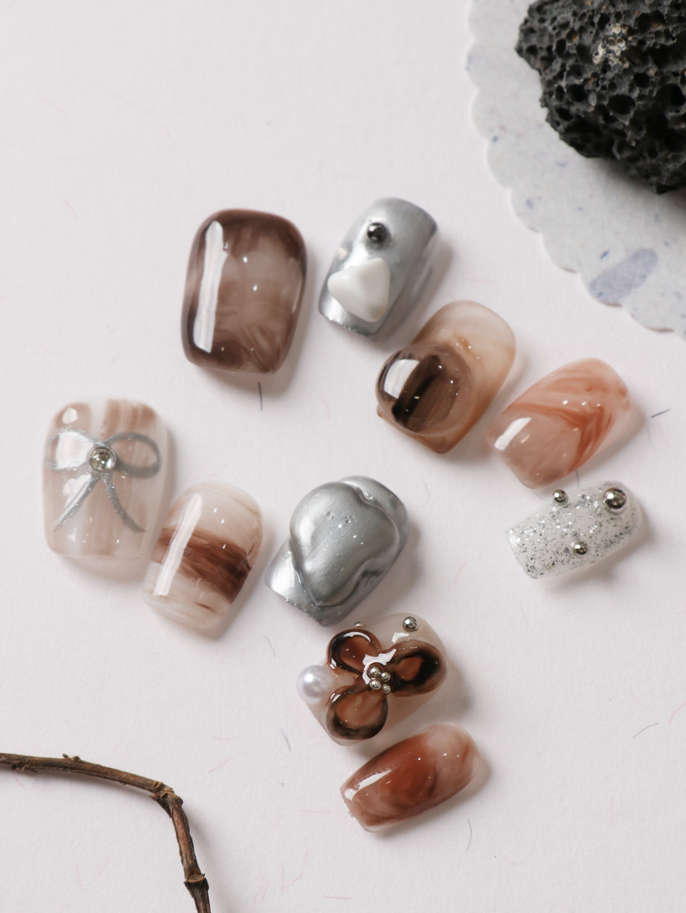 10 Stück Aufklebenägel, kurze  – Nail Adhesive Tab Bewertung und Preis
